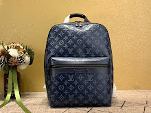 Premium Leather Crossbody Bag - Elegant Women's Designer Handbag - NM4916