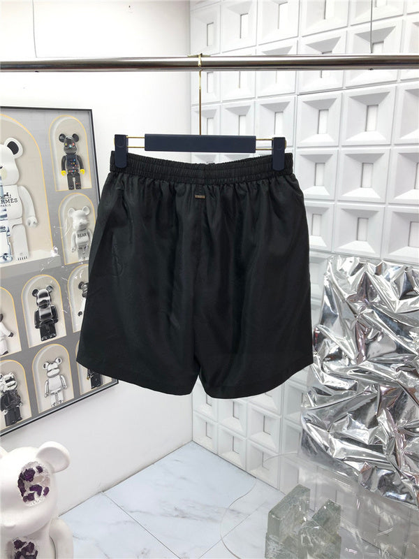Full styled look of Louis Vuitton cotton t-shirt with runway-inspired design