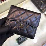 Zivas Charm Timeless Appeal Everyday Handbag (Contemporary Shape Language) – Front View