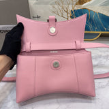 Zivas Charm Streamlined Design Statement Handbag (Versatile Style Statement) – Close-Up Detail