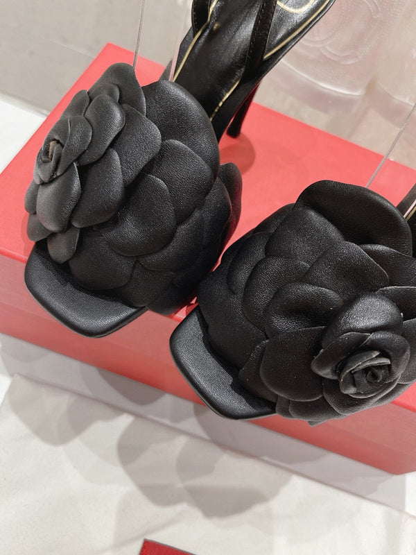 Three-quarter angle view of Valentino Garavani luxury piece style No.246
