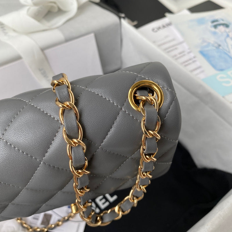  handbag, compact everyday style, image 6