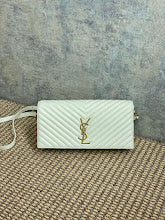 Premium Women's Shoulder Bag - Designer Luxury Fashion Accessory - NM3799