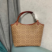 New Designer Iconic Shoulder Bag - Luxury Women's Premium Fashion - NM6374