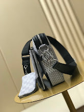 Chic Designer Tote Handbag - Luxury Premium Women's Fashion Bag - NM4360