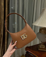 Designer Iconic Shoulder Bag - Luxury Women's Premium Fashion - NM6925