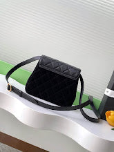 New Chic Women's Shoulder Handbag - Luxury Premium Designer Style - NM5916