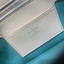Designer Heritage Crossbody Bag - Premium Luxury Women's Fashion - NM4187
