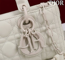 Premium Women's Crossbody Bag - Luxury Designer Fashion Accessory - NM7303