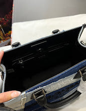Luxury Monogram Shoulder Bag - Women's Elegant Designer Fashion - NM7030