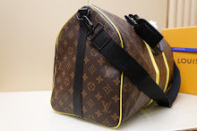 Premium Women's Crossbody Bag - Luxury Designer Fashion Accessory - NM4854