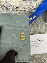 Designer Iconic Shoulder Bag - Luxury Women's Premium Fashion - NM7452