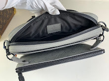 Chic Women's Designer Tote - Luxury Premium Handbag Style - NM4532