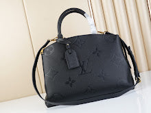 Premium Signature Crossbody - Chic Women's Luxury Designer Bag - NM4866