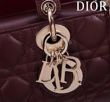 Premium Women's Crossbody Bag - Luxury Designer Fashion Accessory - NM7363