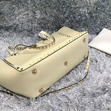 Chic Women's Crossbody Handbag - Luxury Premium Designer Style - NM2848