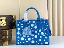 Luxury Iconic Crossbody Bag - Women's Elegant Designer Fashion - NM4612