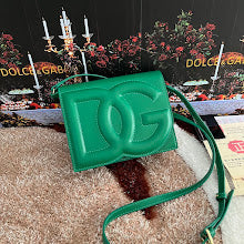 Chic Women's Shoulder Handbag - Luxury Premium Designer Style - NM7068