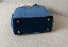New Luxury Iconic Crossbody Bag - Women's Elegant Designer Fashion - NM6539