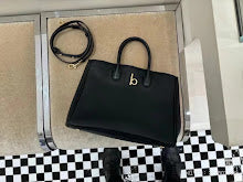 New Luxury Signature Top Handle Bag - Elegant Women's Designer Handbag - NM5753