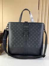 Premium Women's Shoulder Bag - Designer Luxury Fashion Accessory - NM4842
