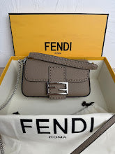 Chic Designer Satchel Bag - Luxury Women's Top Handle Handbag - NM7652