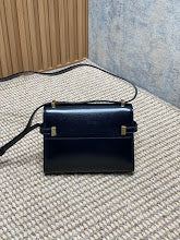 Luxury Monogram Shoulder Bag - Women's Elegant Designer Fashion - NM3810