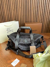 Luxury Structured Shoulder Bag - Women's Premium Designer Fashion - NM5475