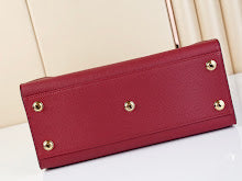Premium Women's Shoulder Bag - Designer Luxury Fashion Accessory - NM4268