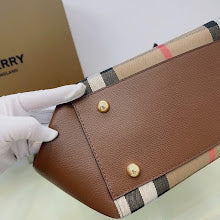 Chic Designer Satchel Bag - Luxury Women's Top Handle Handbag - NM5540