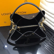 Luxury Structured Shoulder Bag - Women's Premium Designer Fashion - NM5034