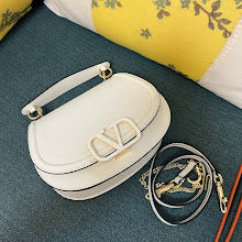 Premium Women's Shoulder Bag - Designer Luxury Fashion Accessory - NM2835