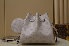 Designer Iconic Shoulder Bag - Luxury Women's Premium Fashion - NM4109