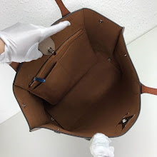 Premium Women's Shoulder Bag - Designer Luxury Fashion Accessory - NM4229