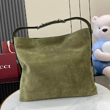 Chic Women's Designer Tote - Luxury Premium Handbag Style - NM3896
