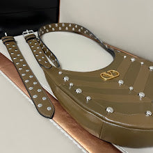 Premium Women's Crossbody Bag - Luxury Designer Fashion Accessory - NM2794
