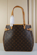 Designer Heritage Top Handle Bag - Premium Luxury Women's Fashion - NM4327