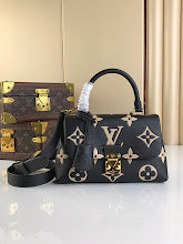 Premium Women's Crossbody Bag - Luxury Designer Fashion Accessory - NM4813