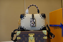 Chic Women's Satchel Handbag - Luxury Premium Designer Style - NM5271