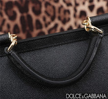 Designer Heritage Shoulder Bag - Premium Luxury Women's Handbag - NM7003