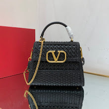 Chic Designer Shoulder Handbag - Premium Luxury Women's Style - NM2742