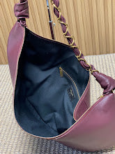 Chic Women's Designer Tote - Luxury Premium Handbag Style - NM3804