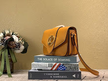 Luxury Structured Shoulder Bag - Women's Premium Designer Fashion - NM4190