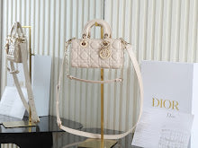 Premium Women's Tote Bag - Luxury Designer Fashion Handbag - NM7496