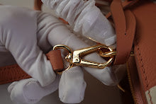 Premium Leather Crossbody Bag - Elegant Women's Designer Handbag - NM4881