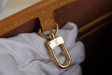 Designer Heritage Top Handle Bag - Premium Luxury Women's Fashion - NM4327