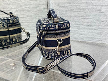 Luxury Monogram Shoulder Bag - Women's Elegant Designer Fashion - NM7330