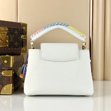 Chic Women's Designer Tote - Luxury Premium Handbag Style - NM5316