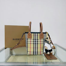 Premium Signature Shoulder Bag - Chic Women's Luxury Designer - NM5594