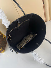 Chic Women's Shoulder Handbag - Luxury Premium Designer Style - NM4780